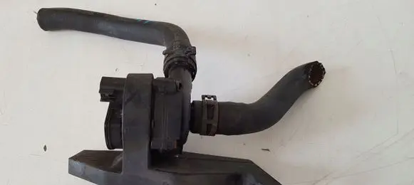 Jaguar XE Electric auxiliary coolant/water pump