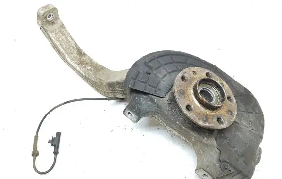Maserati Levante Front wheel hub 670034829