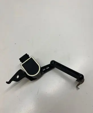 BMW 1 F40 Headlight/headlamp level sensor 6870000 25916010