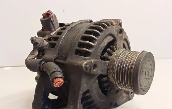 Ford C-MAX I Generator/alternator 