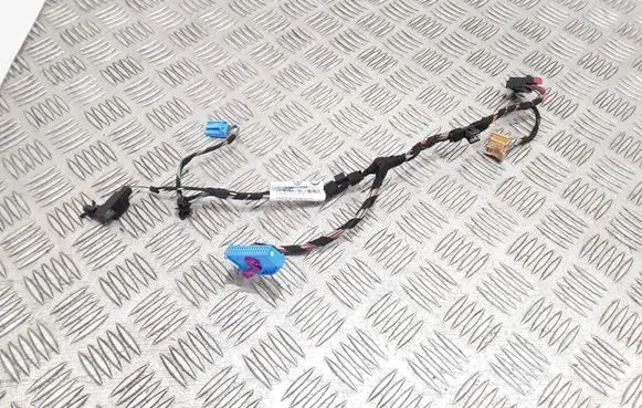 Volkswagen Touran III Front door wiring loom 5TB971153E