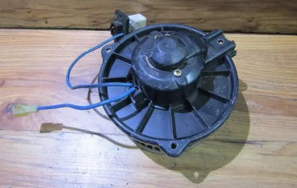 Mazda 323 Heater fan/blower 1940000850