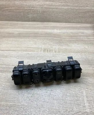 Mercedes-Benz A W168 Wing mirror switch 1688203610