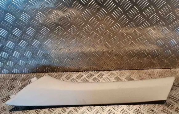 Mercedes-Benz ML W164 (A) pillar trim A1646900726 1646900726