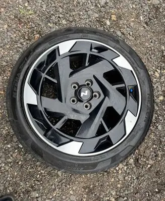 Hyundai Kona II R19 alloy rim 52910HF700