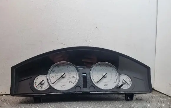 Chrysler 300 - 300C Speedometer (instrument cluster) P04602492AL 492A 04836990AA