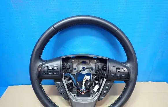 Mazda 3 II Steering wheel 