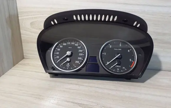 BMW 5 E60 E61 Speedometer (instrument cluster) 9153755 62119153755 110080213