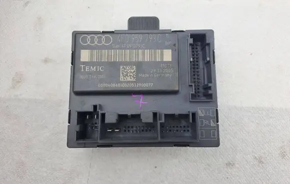 Audi A6 S6 C6 4F Door control unit/module 4F0959793C 4F0910793C 0033TFK0001