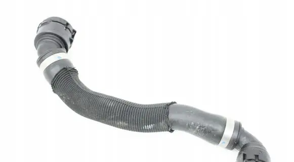 Engine coolant pipe/hose