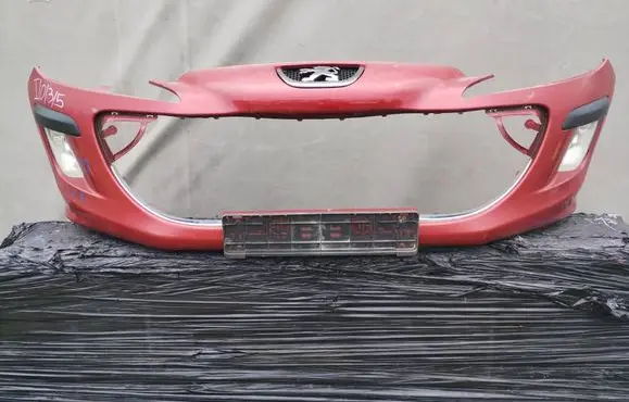 Peugeot 308 Front bumper 1035
