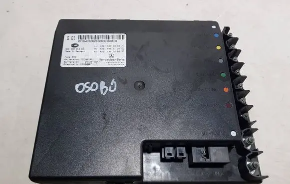 Mercedes-Benz S W221 Battery control module 2215401062DDS A2215401062