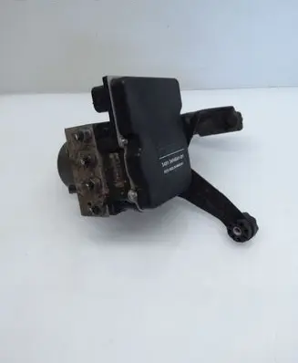 BMW X3 E83 ABS Pump