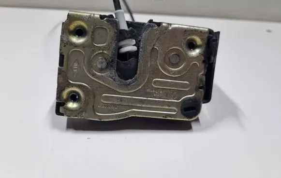 Front door lock