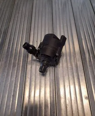 BMW X2 F39 Electric auxiliary coolant/water pump 0392023245