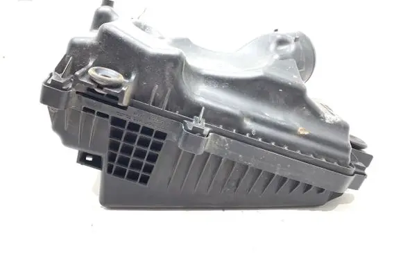 Honda Accord Air filter box 