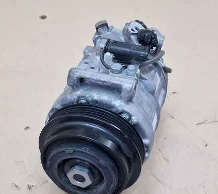 Mercedes-Benz GLC C253 Air conditioning (A/C) compressor (pump) A0008304702