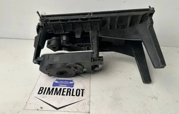 BMW 2 F44 Curtain motor 946487001