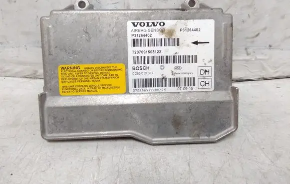Volvo V70 Airbag control unit/module P31264402 T207091505122 0285010372