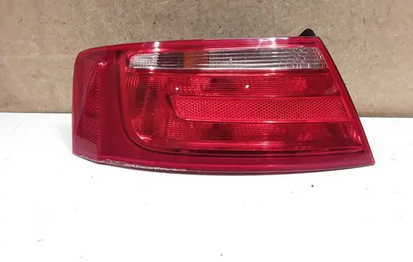 Audi A5 8T 8F Rear/tail lights 8T0945095