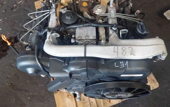 Audi A4 S4 B6 8E 8H Engine AYM 024240