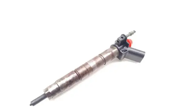BMW X3 E83 Fuel injector 7797877 0445116001