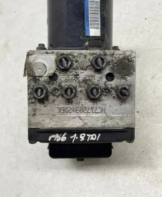 Volkswagen PASSAT B6 ABS Pump 3C0614109C 16431601 16431501C