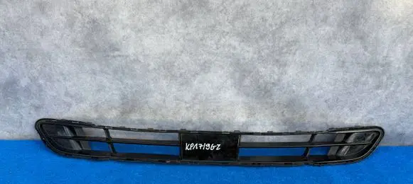 Hyundai Santa Fe Front bumper upper radiator grill 86561-B8BA0