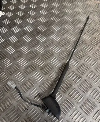 Nissan Qashqai Aerial GPS antenna E3033032