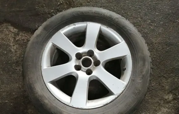 Hyundai Santa Fe R18 spare wheel 