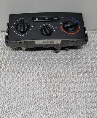 Peugeot 207 Climate control unit N102080F 69910004 12U07W