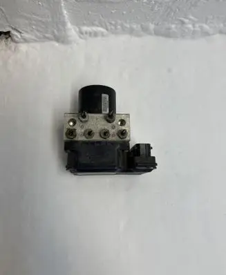 Opel Insignia A ABS Pump 22838815 16817028
