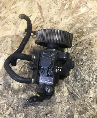 Opel Zafira B Fuel injection high pressure pump 0445010156