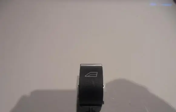 Ford Focus C-MAX Quarter vent window switch 10106516