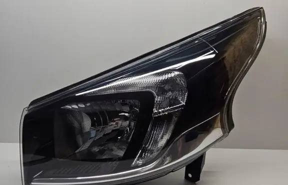 Renault Trafic III (X82) Headlight/headlamp 260608912R R104