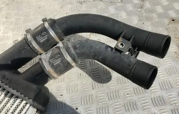 Renault Scenic I Intercooler hose/pipe 7700872854a