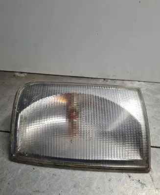 Volkswagen II LT Front indicator light 89300331