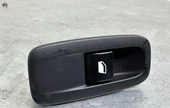 Citroen C4 SpaceTourer Electric window control switch 96762292ZD