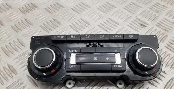 Skoda Yeti (5L) Climate control unit 3T0907044AR