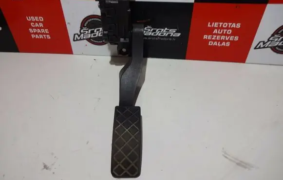 Audi A2 Accelerator throttle pedal 8Z1721523A