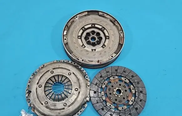 Opel Astra K Dual mass flywheel 55570175 IMPRK1532142