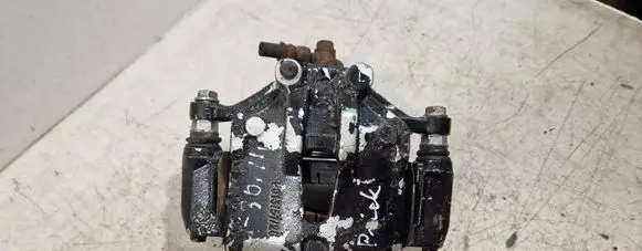 Hyundai i30 Front brake caliper 