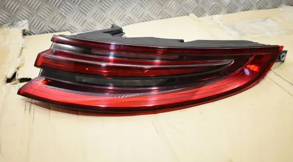 Porsche Panamera (971) Rear/tail lights 971945092C