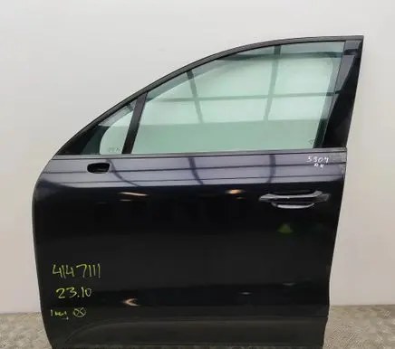 Porsche Macan (95B) Front door 95B831021