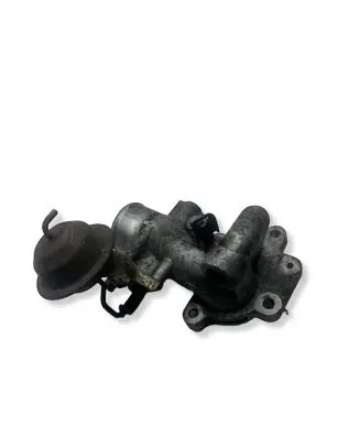 Toyota Yaris EGR valve 33010