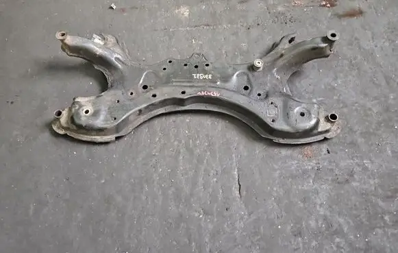 Toyota Corolla Verso E121 Front axle beam IMPRK1534382