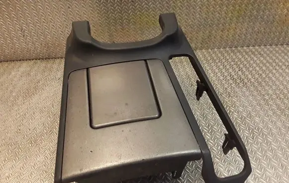Lexus IS 220D-250-350 Cup holder 5562053030