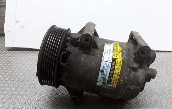 Renault Megane II Air conditioning (A/C) compressor (pump) 8200053264