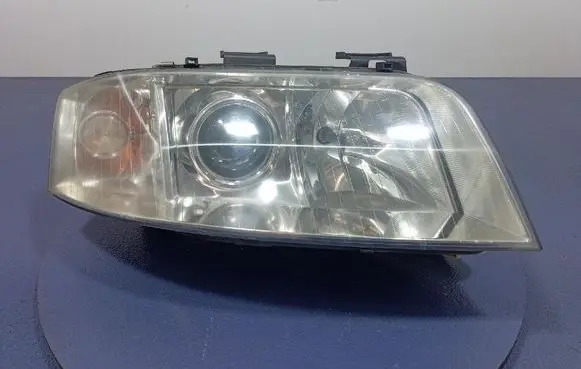 Audi A6 Allroad C5 Headlight/headlamp 15593000