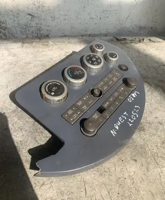 Nissan Quest Radio/CD/DVD/GPS head unit